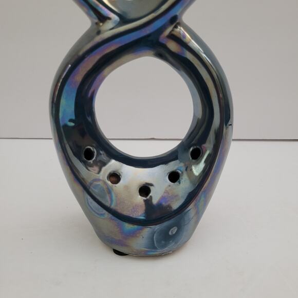 Infinity Loop Vase - Picture 6 of 9